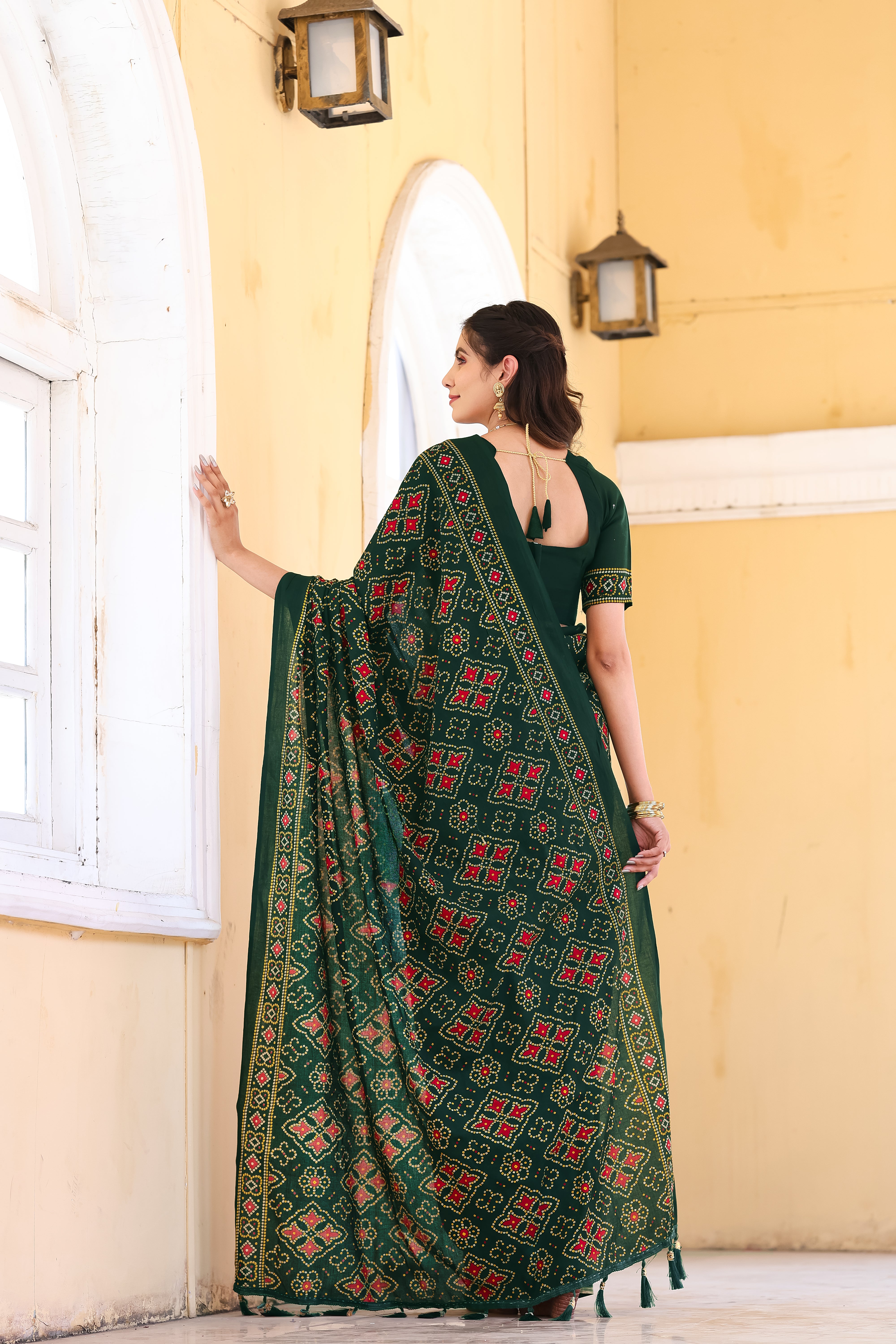 Green Printed Bandhani Saree