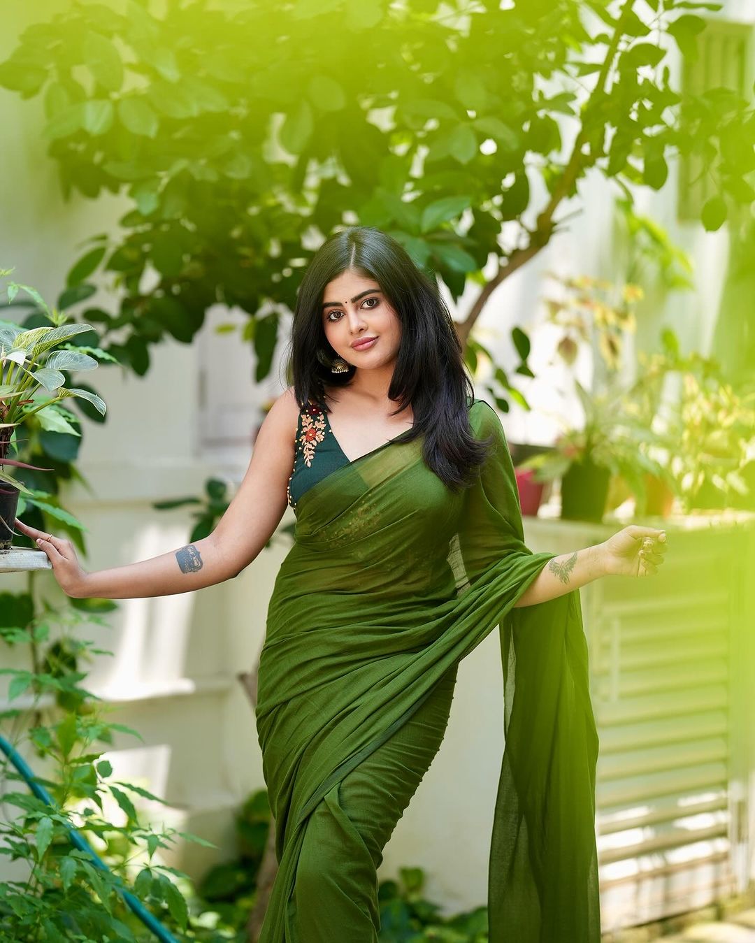 Stylee lifestyle Olive colour traditional looking chanderi cotton saree