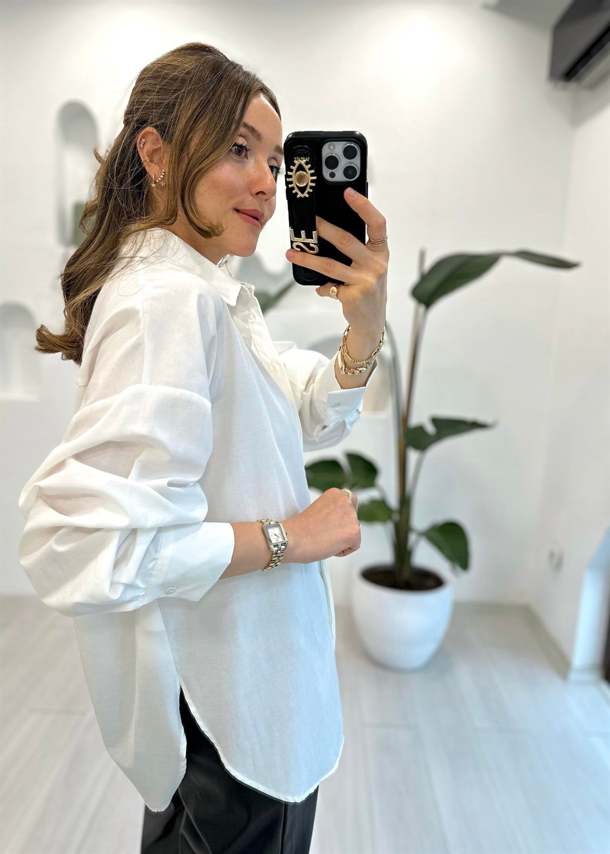 Oversized Shirts Breathable, lightweight, ideal for everyday wear