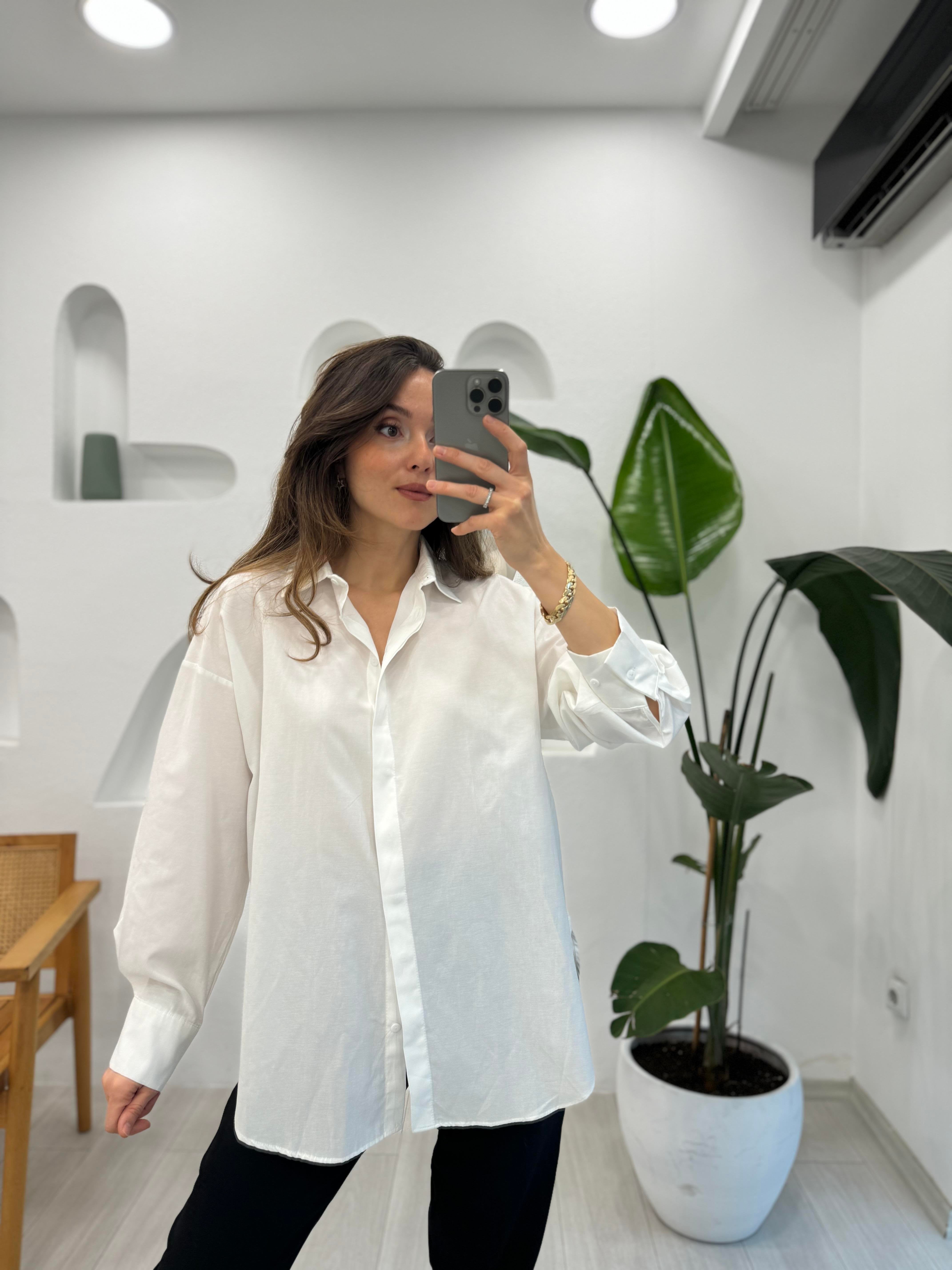 Oversized Shirts Breathable, lightweight, ideal for everyday wear