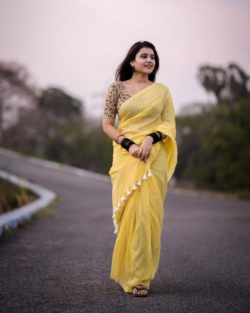 Light Yellow colour traditional looking chanderi cotton saree