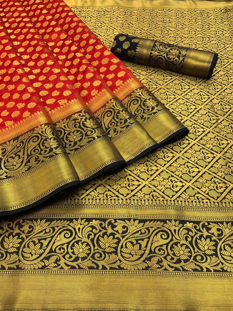 Women's Latest Kanjivaram Silk Saree With Blouse Piece