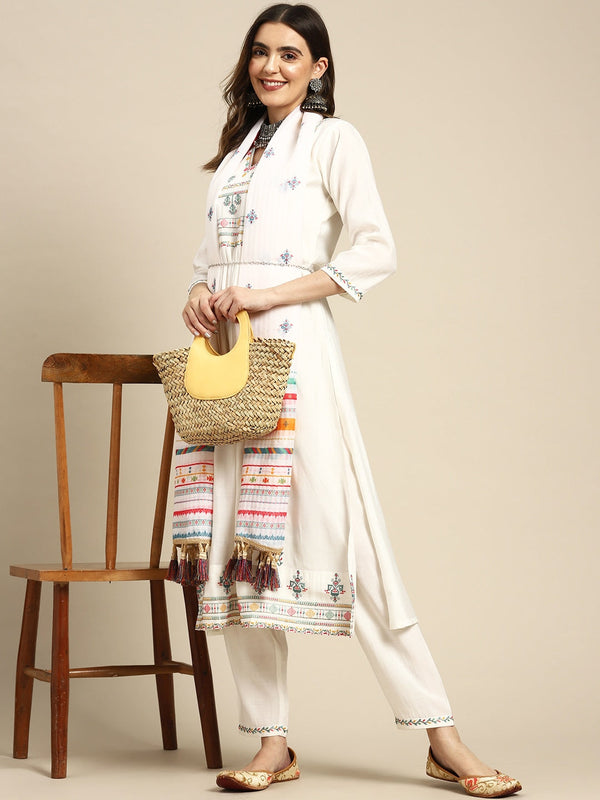 Women V-NECK Embroidered CHINON kurta set