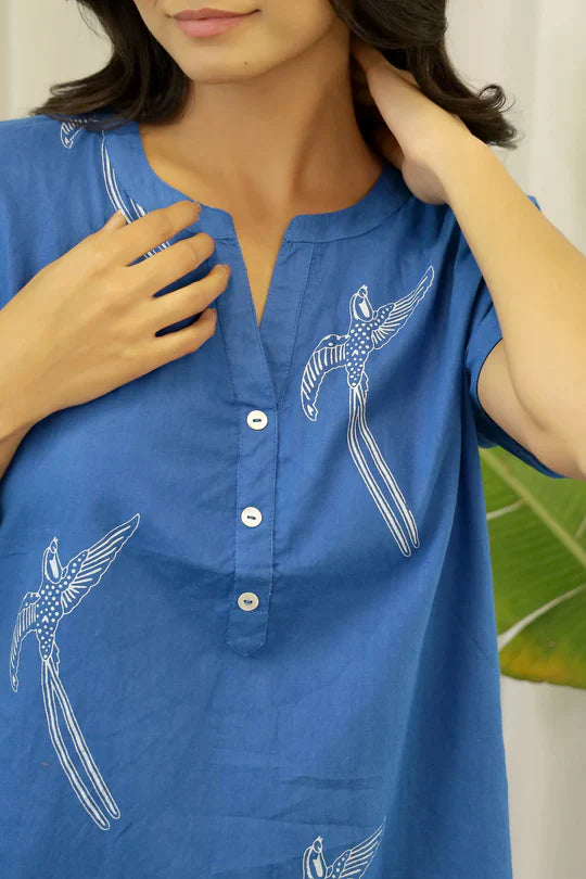 WOMEN BLUE AND WHITE CONVERSATIONAL EAGLE PRINTED CO-ORD SET