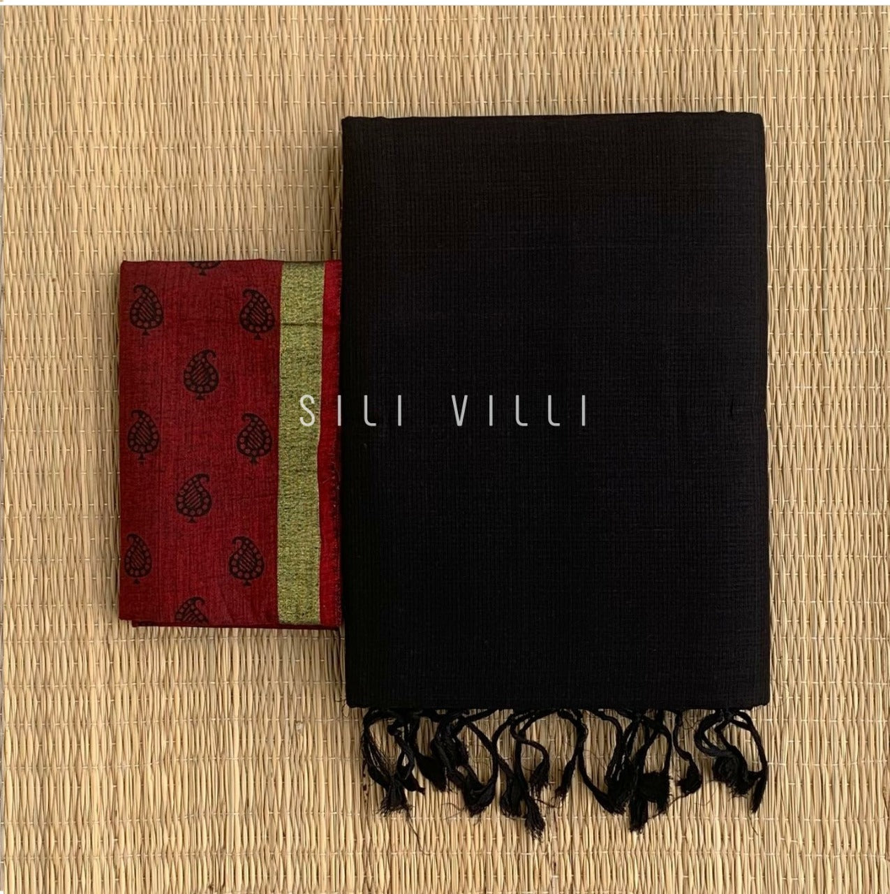 FLAUNT BLACK COLOUR TRADITIONAL LOOKING CHANDERI COTTON SAREE