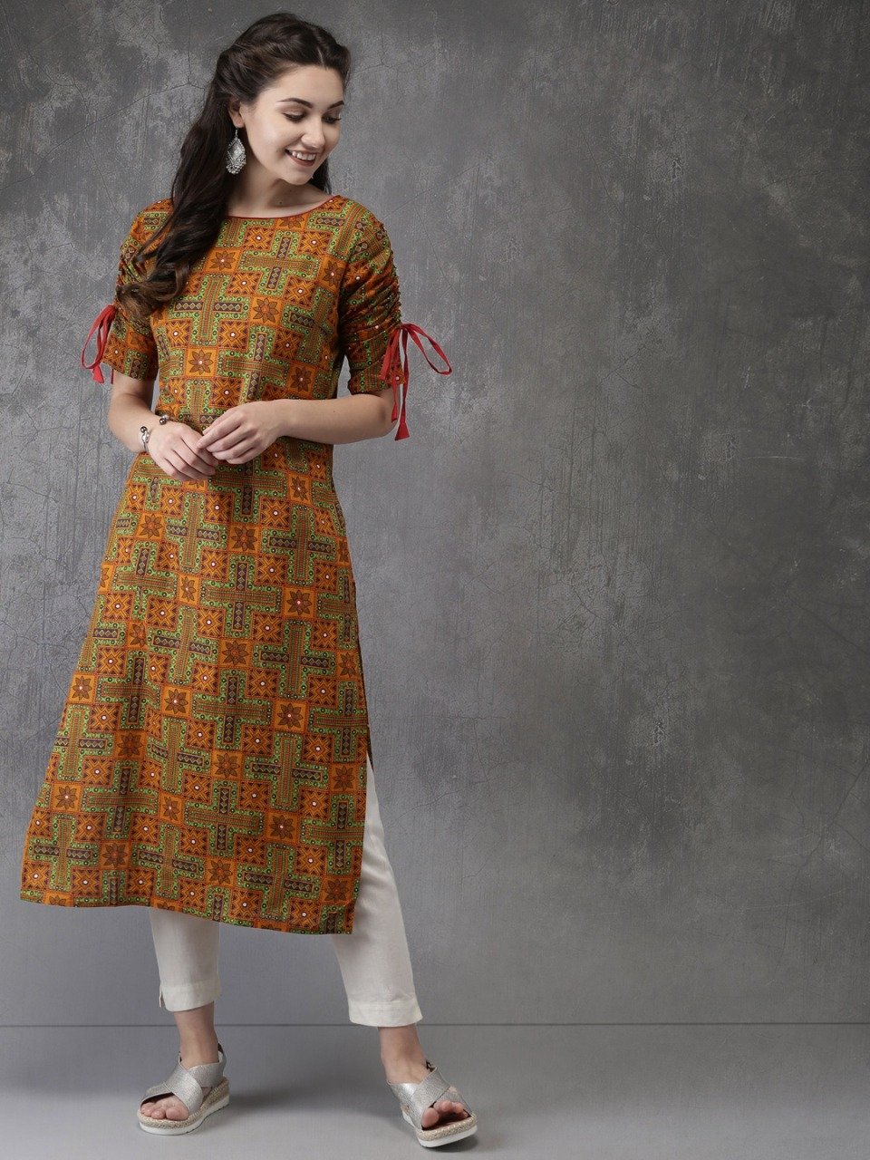 Women Cotton Printed Straight Kurti